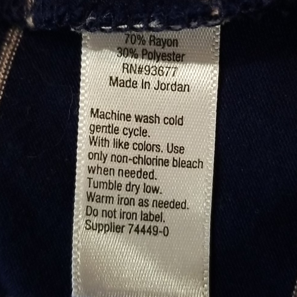 XL a.n.a A New Approach Top - Picture 4 of 4
